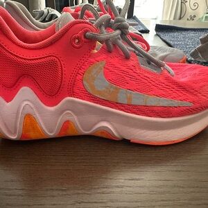 Nike Women's Athletic Shoes - Giannis
